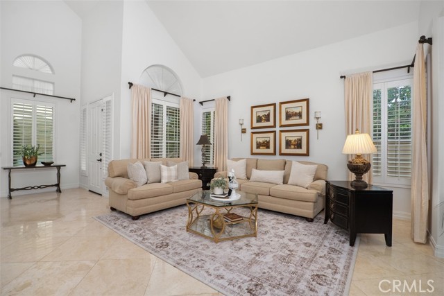 Detail Gallery Image 10 of 58 For 39 Highpoint, Rancho Santa Margarita,  CA 92679 - 4 Beds | 3/1 Baths