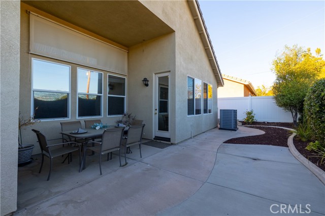 Detail Gallery Image 28 of 55 For 39358 Silver Oak Cir, Murrieta,  CA 92563 - 3 Beds | 2 Baths