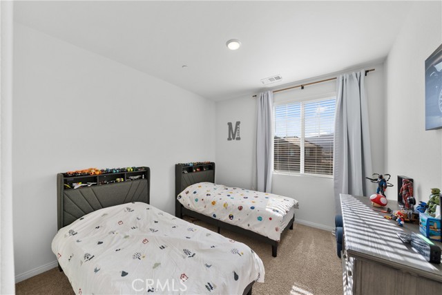 11298 Finders Court, Corona CA: https://media.crmls.org/medias/398d3b7b-ed33-488c-b8d3-dad4244c32f7.jpg