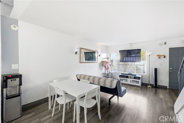 Detail Gallery Image 7 of 35 For 6223 Morse, Valley Glen,  CA 91606 - 3 Beds | 2 Baths