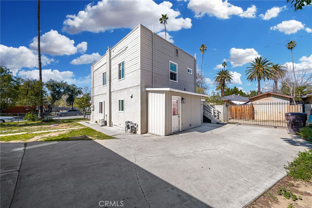 2293 11th Street, Riverside, CA 92507