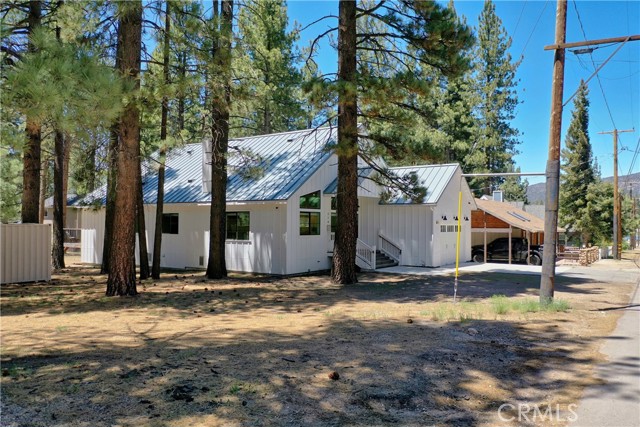 Detail Gallery Image 39 of 44 For 374 Mountainaire Ln, Big Bear Lake,  CA 92315 - 4 Beds | 3 Baths