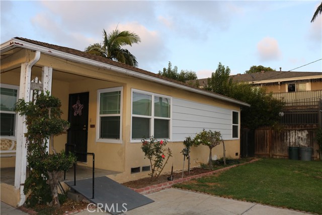 Detail Gallery Image 2 of 38 For 1007 Richland Ave, Santa Ana,  CA 92703 - 3 Beds | 2 Baths