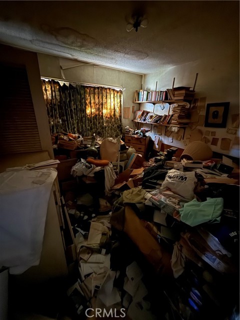 Detail Gallery Image 9 of 10 For 802 Bejay, San Pedro,  CA 90731 - 4 Beds | 2 Baths