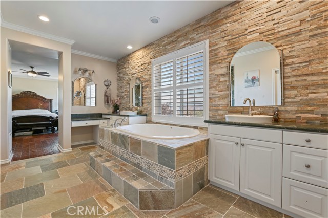 Image 36 of 63 For 26161 Quartz Mesa Lane