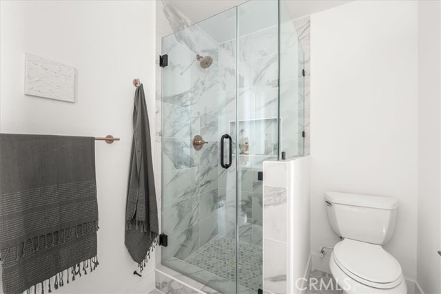 11210 W Victory Boulevard, North Hollywood, CA, 91606 11210 W Victory Boulevard, North Hollywood, CA, 91606