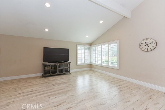 46 Country Wood Drive, Pomona CA: https://media.crmls.org/medias/3990ec24-3246-4574-ab8f-f8ba741f59b2.jpg