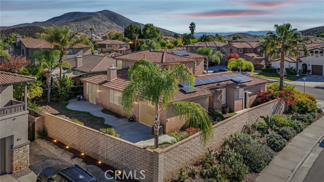 32684 Salvia Circle, Winchester CA: https://media.crmls.org/medias/3991353c-140c-4a15-b335-a9f33458a902.jpg