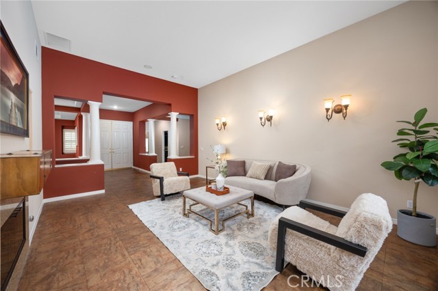 5675 W Overlook Drive, Rancho Cucamonga CA: https://media.crmls.org/medias/3991841e-e713-4126-b42c-f92c2a7b6084.jpg
