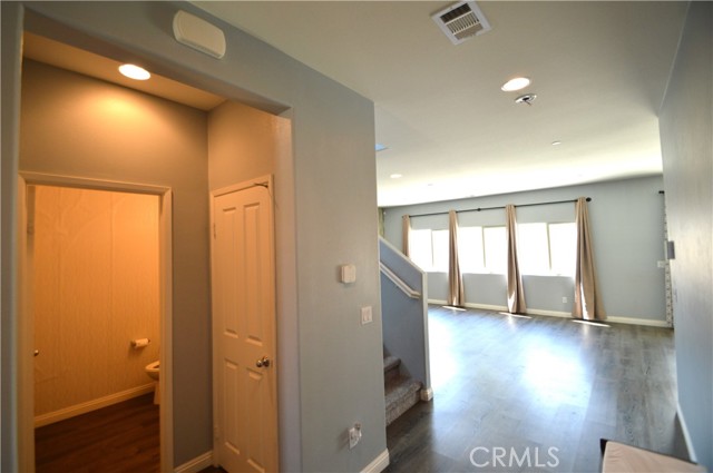 Detail Gallery Image 9 of 36 For 7064 Sweetleaf, Fontana,  CA 92336 - 4 Beds | 2/1 Baths