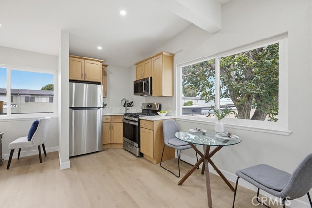 Detail Gallery Image 9 of 26 For 11068 El Amarillo #STUDIO,  Fountain Valley,  CA 92708 - 1 Beds | 1 Baths