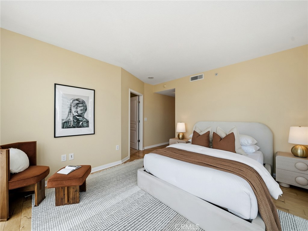 510 1st Ave - photo 20