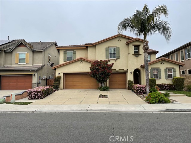 7621 Stonegate Dr, Eastvale, CA 92880