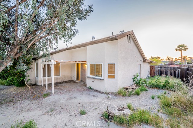 43639 Persimmons Lane, Hemet CA: https://media.crmls.org/medias/3993a763-8747-4c3a-a1d1-668e7c8a48cb.jpg