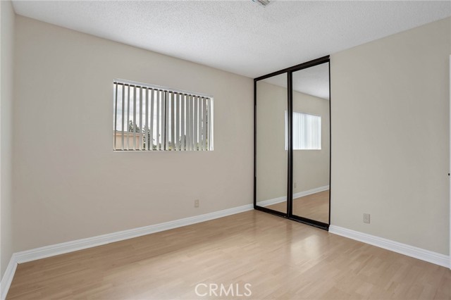 Detail Gallery Image 13 of 23 For 1005 Monterey Rd #5,  Glendale,  CA 91206 - 3 Beds | 3 Baths