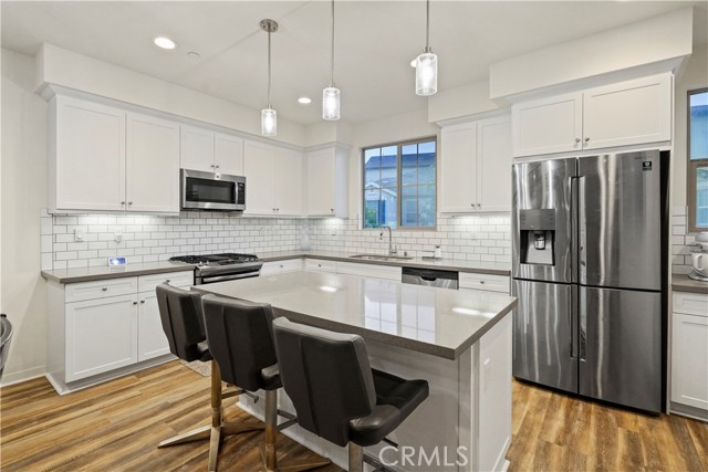 Detail Gallery Image 34 of 55 For 344 Vintage Way, Tustin,  CA 92780 - 4 Beds | 3/1 Baths