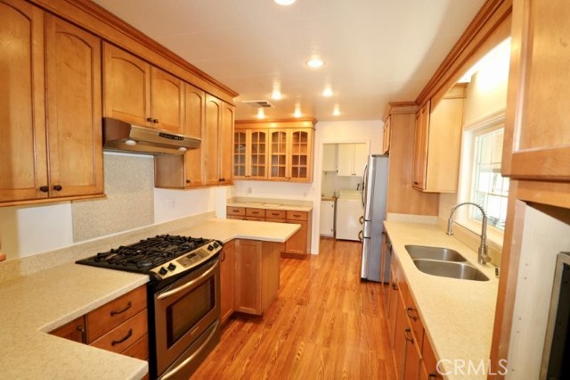 Detail Gallery Image 23 of 58 For 1381 Harbor Lake Ave #32,  Brea,  CA 92821 - 2 Beds | 2 Baths