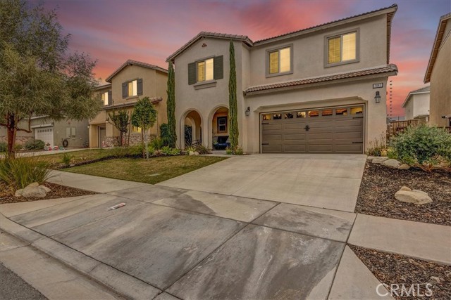 7047 Sagebrush Way, Fontana, CA 92336