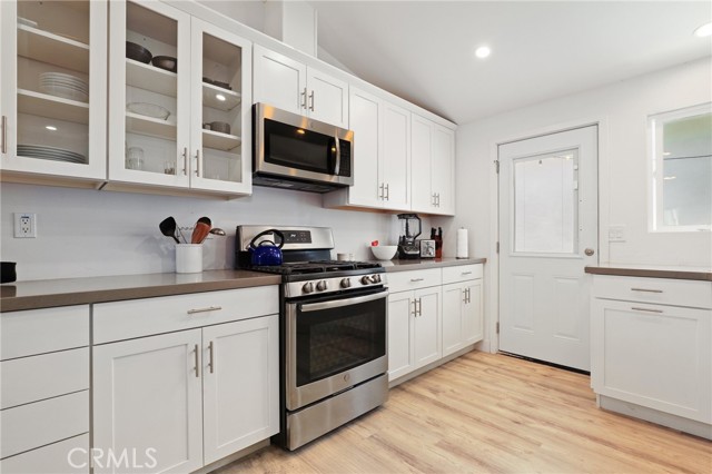2704 Gates Avenue, Redondo Beach, California 90278, ,Residential Income,Sold,Gates,SB22164603