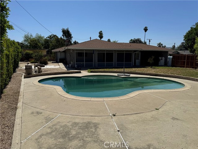 Detail Gallery Image 5 of 21 For 26032 Amy Ln, Hemet,  CA 92544 - 3 Beds | 2 Baths
