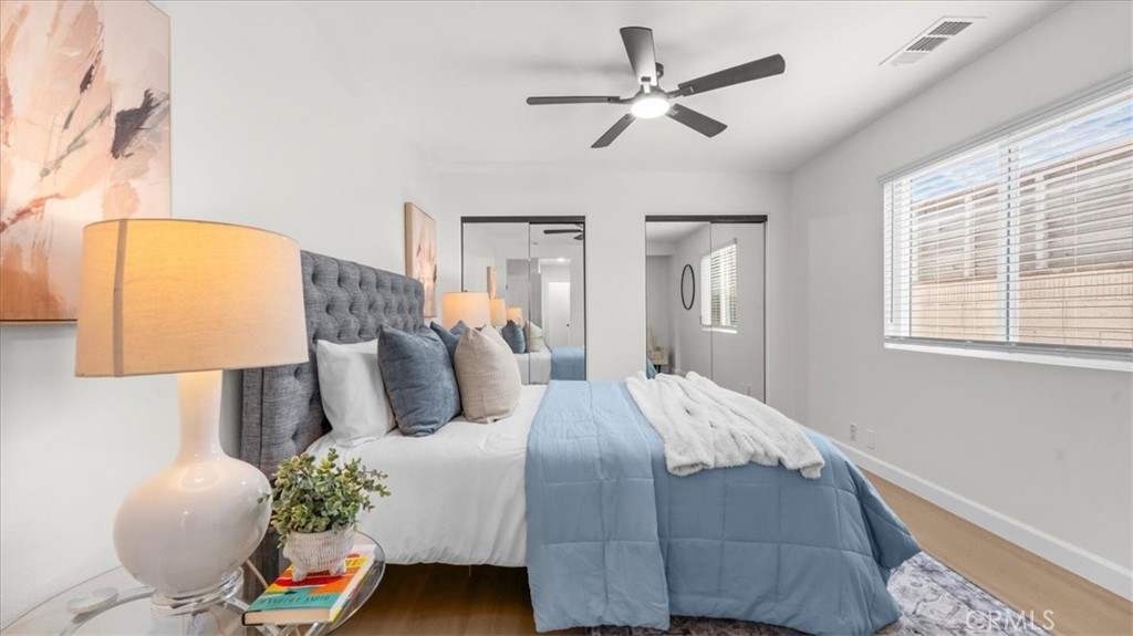 https://media.crmls.org/medias/39969997-6886-467e-b5cb-d3f92da919c0.jpg?preset=X-Large
