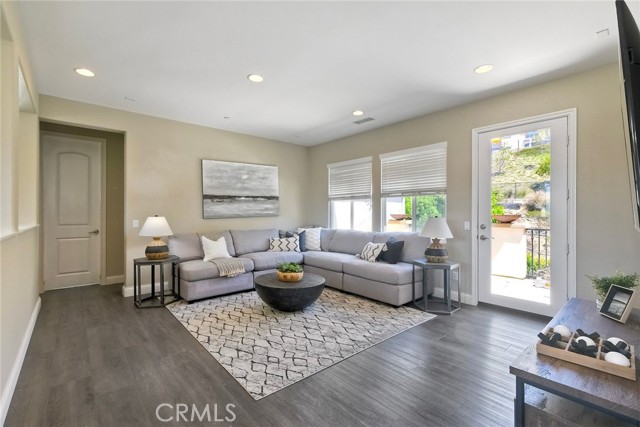 708 Costa Del Sur, San Marcos CA: https://media.crmls.org/medias/3996b55f-7fe3-407c-b412-04dedb6259ee.jpg