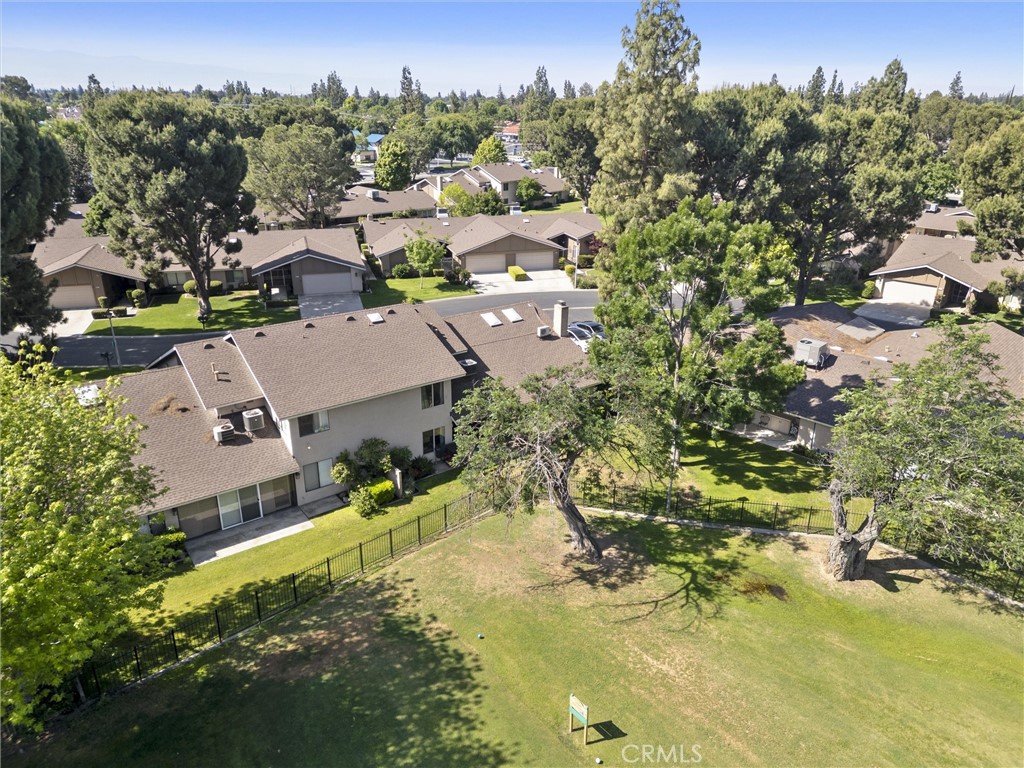 https://media.crmls.org/medias/39985d76-4f6d-46d1-8250-99a2e0ff42ff.jpg?preset=X-Large