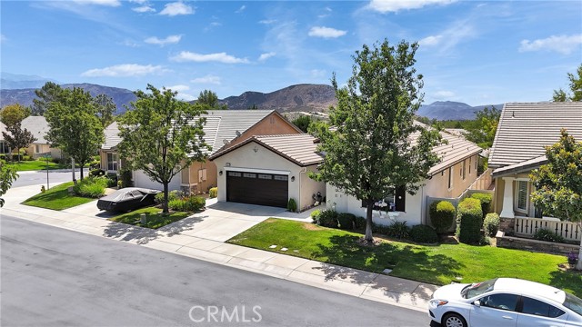 Detail Gallery Image 5 of 35 For 1687 Lewis, Beaumont,  CA 92223 - 3 Beds | 2 Baths