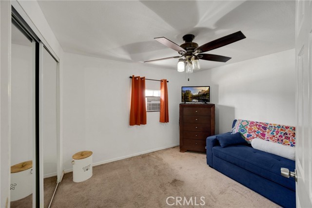 1003 Stevenson Street, Colton CA: https://media.crmls.org/medias/3998cbe0-bd24-4a18-bd94-0568e74c3d0e.jpg