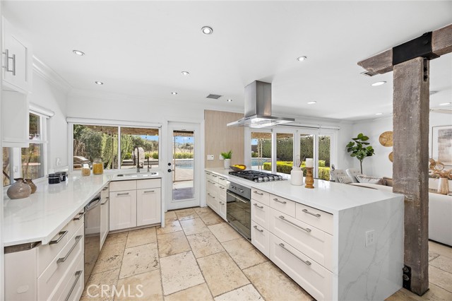 Detail Gallery Image 8 of 30 For 23628 Decorah Rd, Diamond Bar,  CA 91765 - 3 Beds | 2 Baths