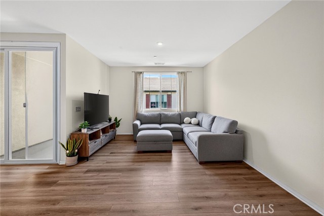 Detail Gallery Image 14 of 48 For 2845 E Berry Loop #33,  Ontario,  CA 91761 - 2 Beds | 2 Baths