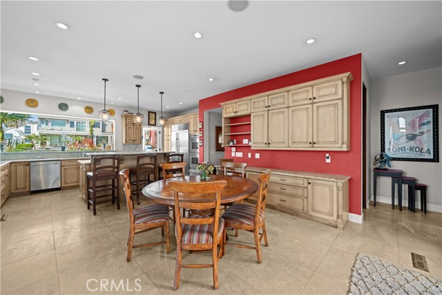 Detail Gallery Image 27 of 75 For 221 Rivo Alto Canal, Long Beach,  CA 90803 - 4 Beds | 5 Baths