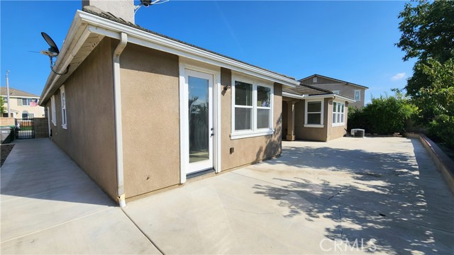 Detail Gallery Image 25 of 29 For 8387 Fall Creek Dr, Corona,  CA 92880 - 4 Beds | 2/1 Baths