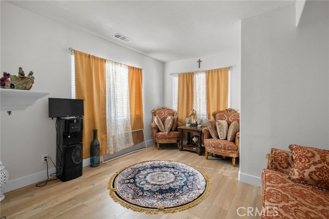 Detail Gallery Image 31 of 35 For 12 Plaza Avila, Lake Elsinore,  CA 92532 - 4 Beds | 3/1 Baths