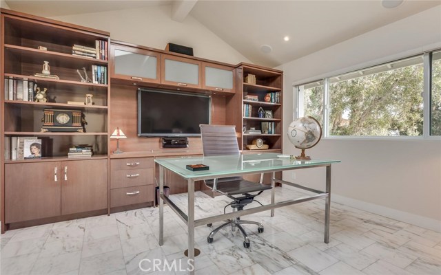 1 Tiburon Court, Manhattan Beach, California 90266, 3 Bedrooms Bedrooms, ,Residential,Sold,Tiburon,SB17005932