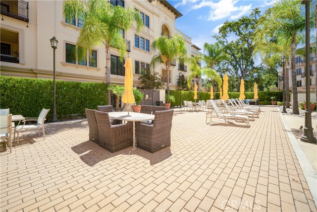 Detail Gallery Image 32 of 35 For 23500 Park Sorrento #D21,  Calabasas,  CA 91302 - 2 Beds | 3 Baths
