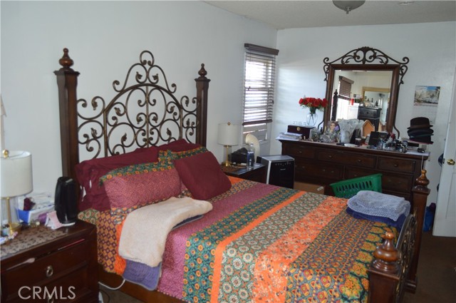 Detail Gallery Image 8 of 14 For 1310 Poindexter St, Los Angeles,  CA 90044 - 3 Beds | 2 Baths