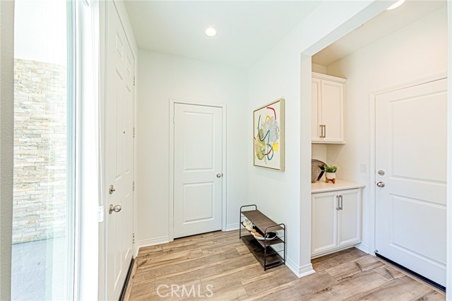 Detail Gallery Image 39 of 43 For 215 Merit, Irvine,  CA 92618 - 2 Beds | 2/1 Baths