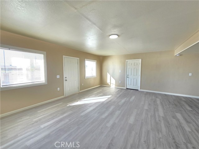 Detail Gallery Image 7 of 16 For 8651 S Loop, California City,  CA 93505 - 2 Beds | 1 Baths