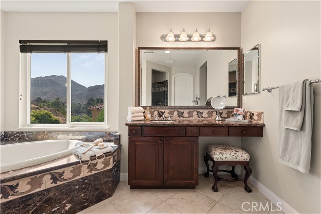 Detail Gallery Image 42 of 70 For 1908 Hazel Nut Ct, Agoura Hills,  CA 91301 - 5 Beds | 4 Baths