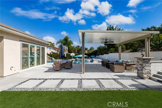 8067 Terraza Court, Riverside CA: https://media.crmls.org/medias/399cc3b3-20e6-4d66-8856-bd5b2b0ddc56.jpg