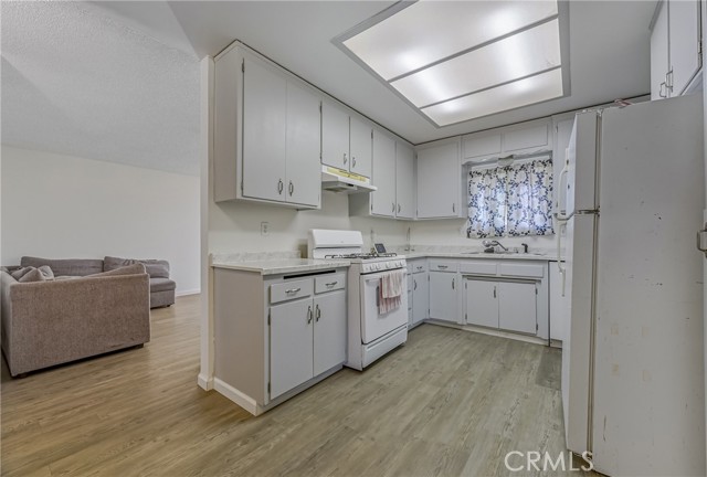 Detail Gallery Image 18 of 36 For 639 W Donna Dr, Merced,  CA 95348 - 3 Beds | 2 Baths