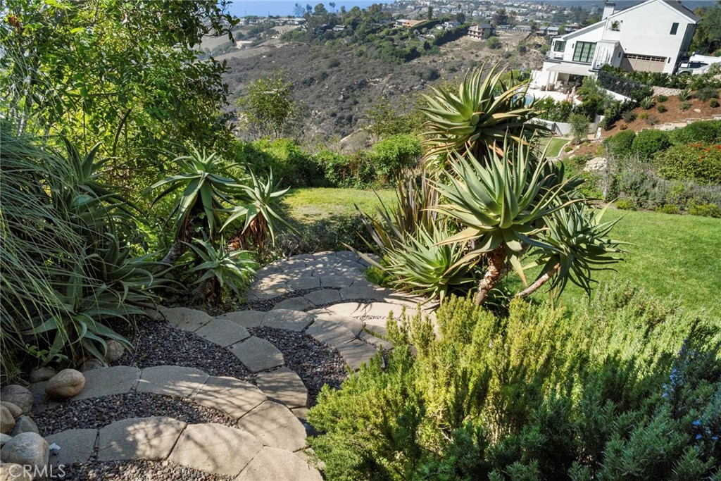 MLS #LG25257189 image #42