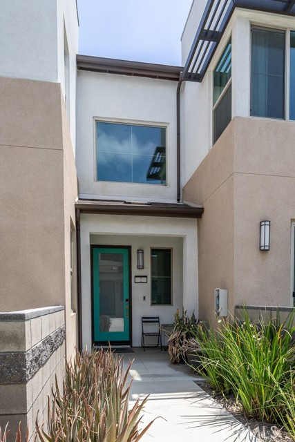 3580 E Peckham Paseo, Ontario CA: https://media.crmls.org/medias/399dcfbd-464a-40e4-a62e-09c871b6d08e.jpg