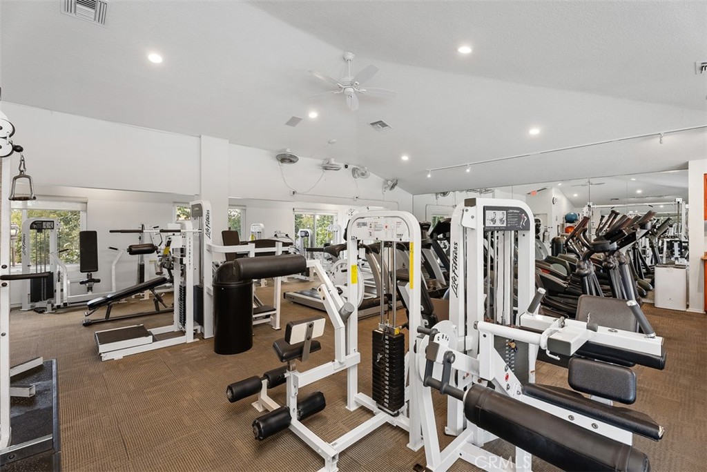 MLS #OC25275923 image #36