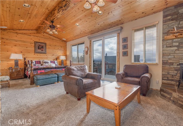 Detail Gallery Image 9 of 35 For 447 Windsong Pl, Big Bear Lake,  CA 92315 - 4 Beds | 3/1 Baths