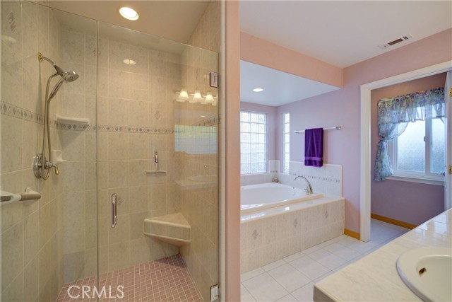 585 Red Tail Meadow Lane, Arroyo Grande CA: https://media.crmls.org/medias/399fcd41-c0b1-4177-a3d8-19ac00c2de01.jpg
