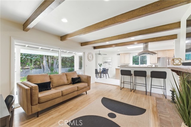 Detail Gallery Image 12 of 41 For 4482 Don Miguel Dr, Los Angeles,  CA 90008 - 2 Beds | 1/1 Baths