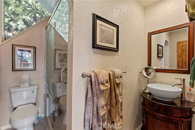 Detail Gallery Image 34 of 69 For 750 Zurich Dr, Lake Arrowhead,  CA 92352 - 4 Beds | 4/1 Baths