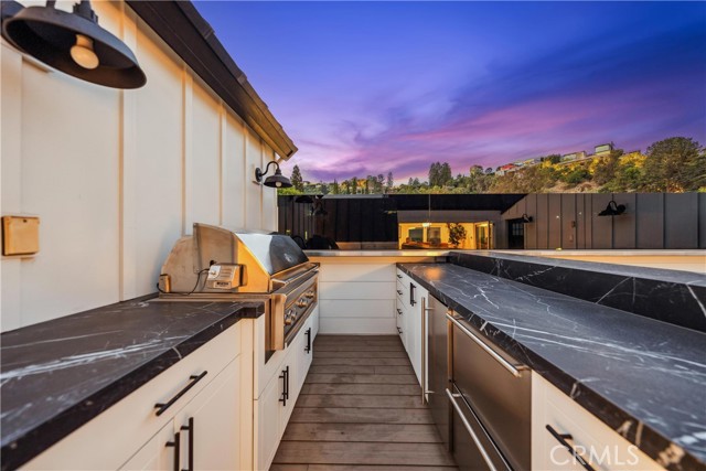 1264 Ozeta Terrace, West Hollywood CA: https://media.crmls.org/medias/39a11d6d-410a-4952-987e-a8df1bba81b6.jpg